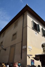 Corner of Via Ricasoli and Piazza delle Belle Arti Florence.jpg