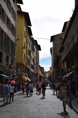 Via Por Santa Maria and Via Lambertesca in Florence.jpg