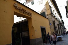 Leonardo Leather Works on Borgo dei Greci in Florence.jpg