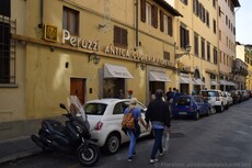 Peruzzi Antica Cuoieria Fiorentina on Via Torta in Florence near Piazza Santa Croce.jpg