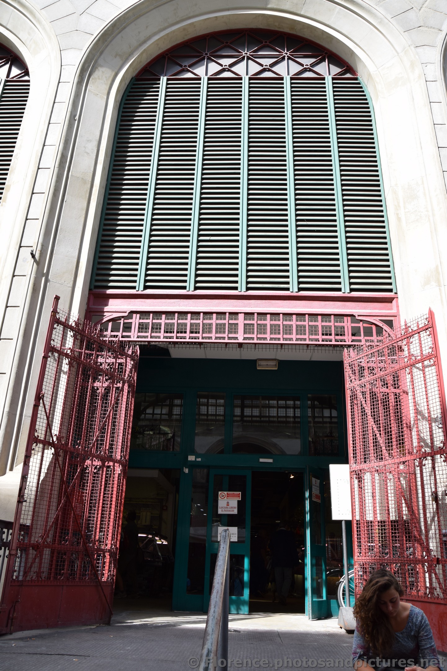 Southeast Entrance to Mercato Centrale Market.jpg