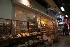 Lombardi shop sells dried pasta at Florence Central Market.jpg