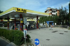 Agip Gas Station on Strada Statale 67 in Florence.jpg