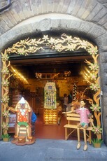 Bartolucci Pinocchio Store on Borgo dei Greci Florence.jpg