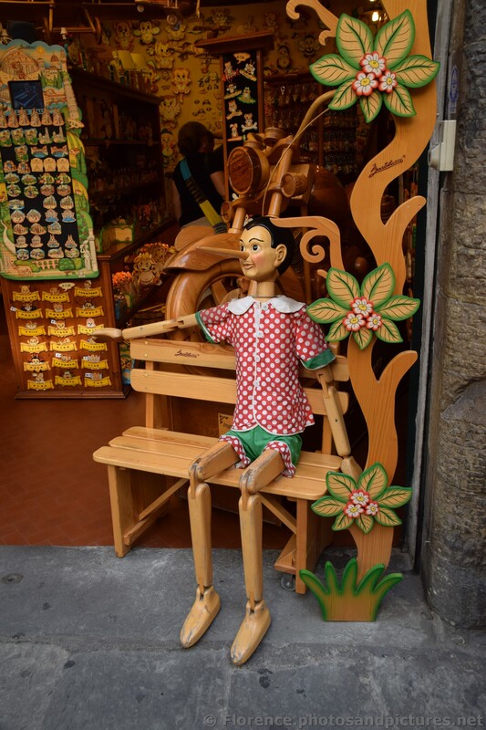 Bartolucci Life Size Pinnochio Sitting on Bench in Florence.jpg