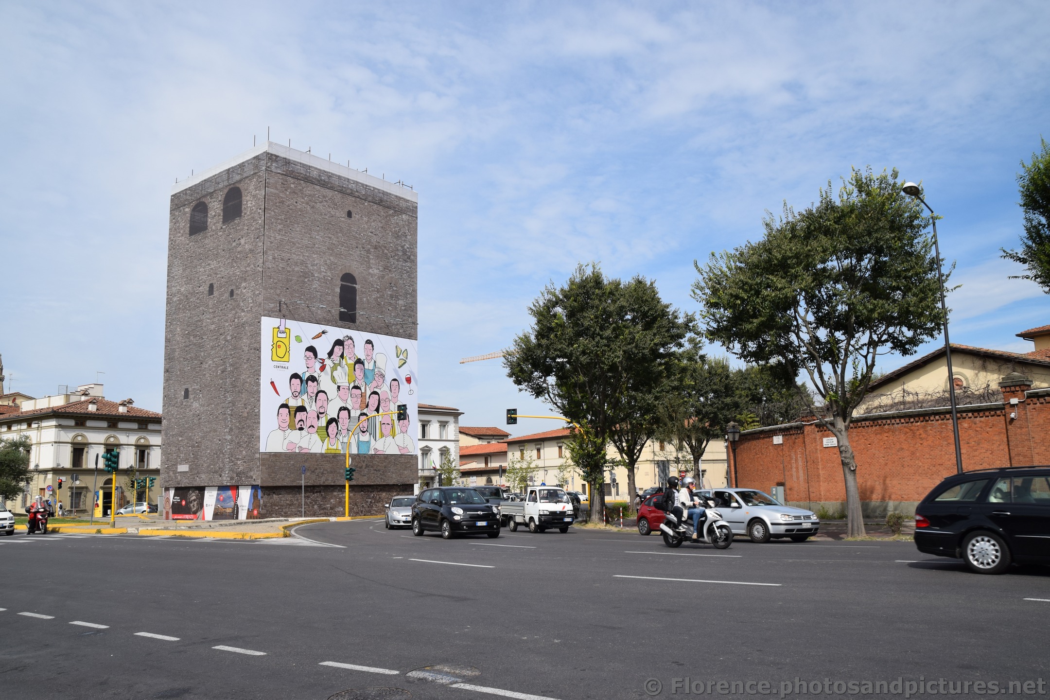 Piazza Piave with the Tower of the Mint under Renovation.jpg