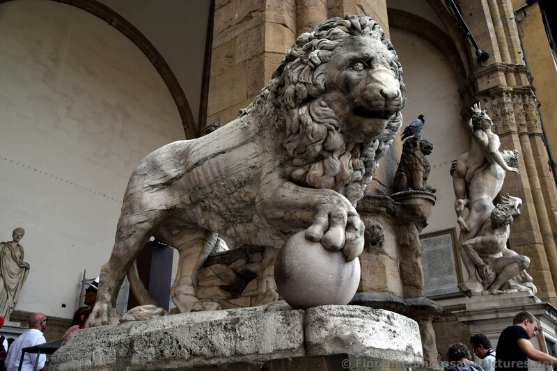 Ancient Medici Lion Sculpture at Piazza della Signoria.jpg