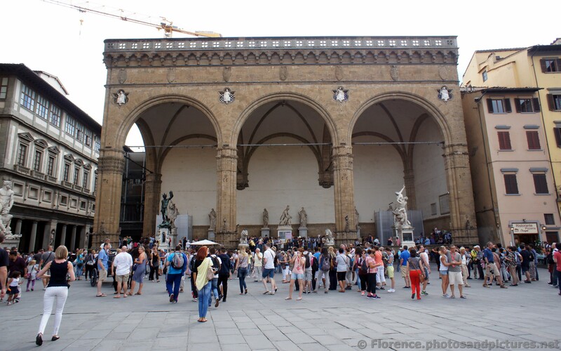 Loggia dei Lanzi at Piazza dell Signoria of Florence.jpg