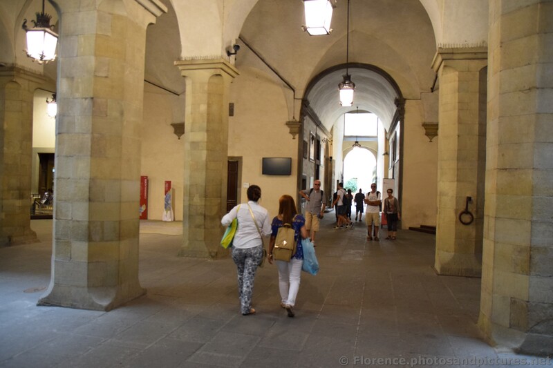 Palazzo Vecchio Second Courtyard.jpg