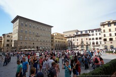 Looking Northwest at Piazza della Signoria.jpg