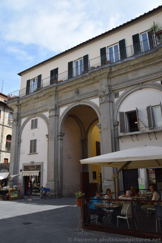 Tall Archway at Piazza di San Pier Maggiore in Florence.jpg